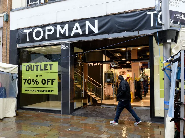 Công ty mẹ Topshop nộp đơn xin phá sản - Ảnh 1. Công ty mẹ Topshop nộp đơn xin phá sản - Ảnh 1.