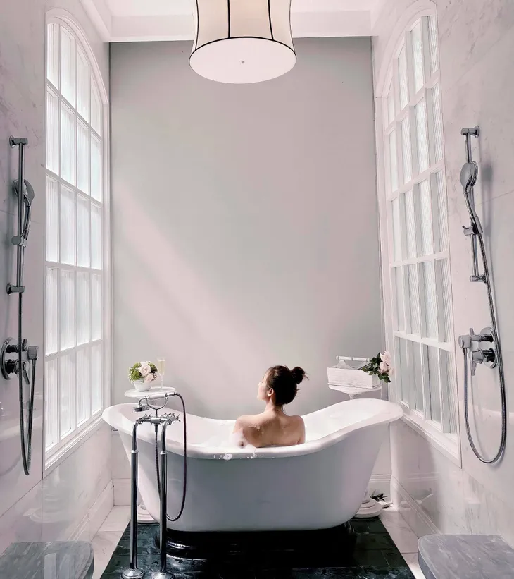 Huyền Lizzie khoe ảnh chụp siêu sang chảnh ở Phú Quốc - Ảnh 3. Huyền Lizzie khoe ảnh chụp siêu sang chảnh ở Phú Quốc - Ảnh 3.