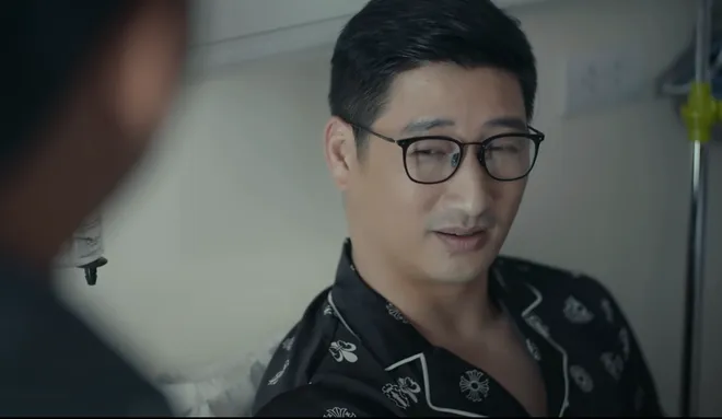 Hồ sơ cá sấu: Quyết bị điều tra vì nghi ngờ liên quan thế giới ngầm - Ảnh 1. Hồ sơ cá sấu: Quyết bị điều tra vì nghi ngờ liên quan thế giới ngầm - Ảnh 1.