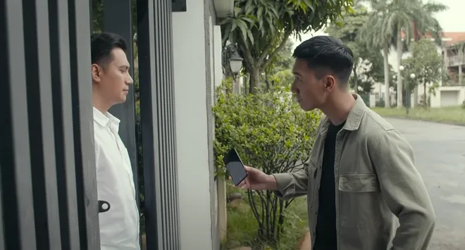 Hồ sơ cá sấu - Tập 7: Hải tìm ra gã đàn ông bí ẩn cùng Nguyệt vào khách sạn - Ảnh 1. Hồ sơ cá sấu - Tập 7: Hải tìm ra gã đàn ông bí ẩn cùng Nguyệt vào khách sạn - Ảnh 1.