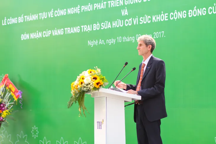 “Để có ly sữa hoàn mỹ, phải mời về những người giỏi nhất!” - Ảnh 3. “Để có ly sữa hoàn mỹ, phải mời về những người giỏi nhất!” - Ảnh 3.