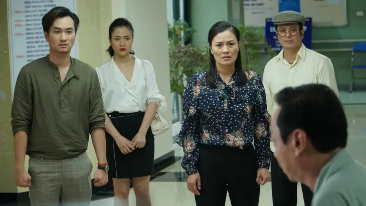 Phim mới Trở về giữa yêu thương: Quy tụ loạt NSND, NSƯT gạo cội của truyền hình Việt - Ảnh 2. Phim mới Trở về giữa yêu thương: Quy tụ loạt NSND, NSƯT gạo cội của truyền hình Việt - Ảnh 2.