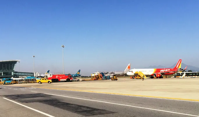 Số chuyến bay các hãng hàng không từ đầu năm đến nay giảm ra sao? - Ảnh 1. Số chuyến bay các hãng hàng không từ đầu năm đến nay giảm ra sao? - Ảnh 1.