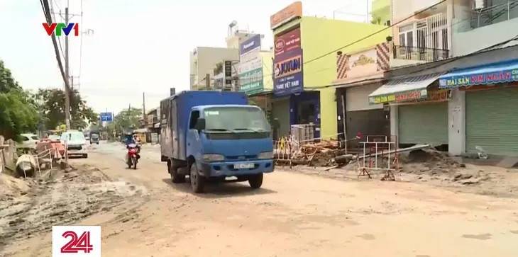 Đề xuất xử lý hàng loạt công trình thi công bầy hầy ở TP Hồ Chí Minh - Ảnh 1. Đề xuất xử lý hàng loạt công trình thi công bầy hầy ở TP Hồ Chí Minh - Ảnh 1.