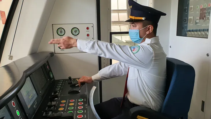 Giảm đến 45% lượng xe bus khi đường sắt Cát Linh - Hà Đông hoạt động - Ảnh 1. Giảm đến 45% lượng xe bus khi đường sắt Cát Linh - Hà Đông hoạt động - Ảnh 1.