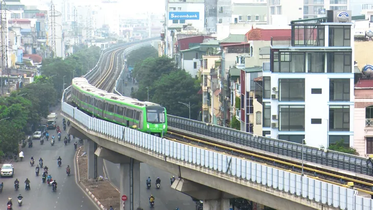Tàu Cát Linh - Hà Đông chạy thử trong 20 ngày - Ảnh 3. Tàu Cát Linh - Hà Đông chạy thử trong 20 ngày - Ảnh 3.