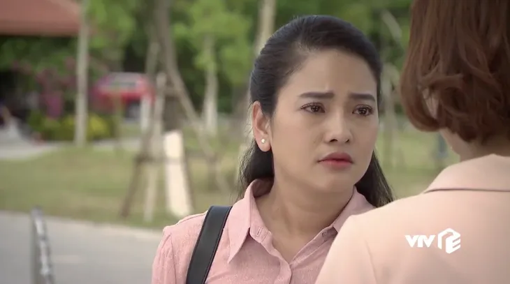 Lửa ấm - Tập cuối: Ngọc xấu hổ ra đi, Thủy vị tha bỏ qua tất cả lỗi lầm - Ảnh 18. Lửa ấm - Tập cuối: Ngọc xấu hổ ra đi, Thủy vị tha bỏ qua tất cả lỗi lầm - Ảnh 18.