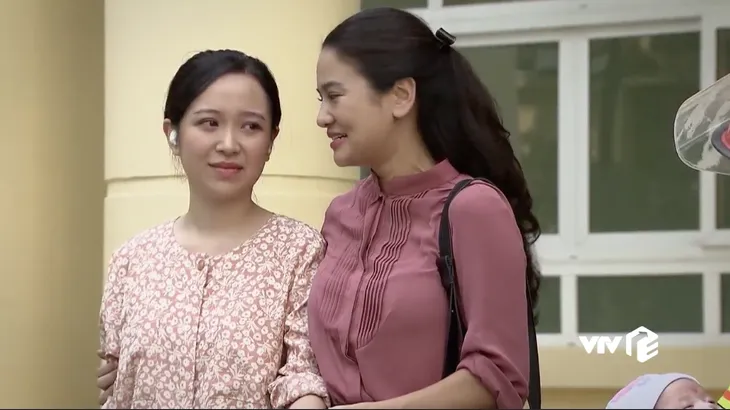 Lửa ấm - Tập cuối: Ngọc xấu hổ ra đi, Thủy vị tha bỏ qua tất cả lỗi lầm - Ảnh 25. Lửa ấm - Tập cuối: Ngọc xấu hổ ra đi, Thủy vị tha bỏ qua tất cả lỗi lầm - Ảnh 25.