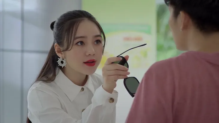 Hướng dương ngược nắng - Tập 2: Trí nhận tổ nhận tông bất thành nhưng châm ngòi cho loạt xung đột của Cao Dược - Ảnh 10. Hướng dương ngược nắng - Tập 2: Trí nhận tổ nhận tông bất thành nhưng châm ngòi cho loạt xung đột của Cao Dược - Ảnh 10.