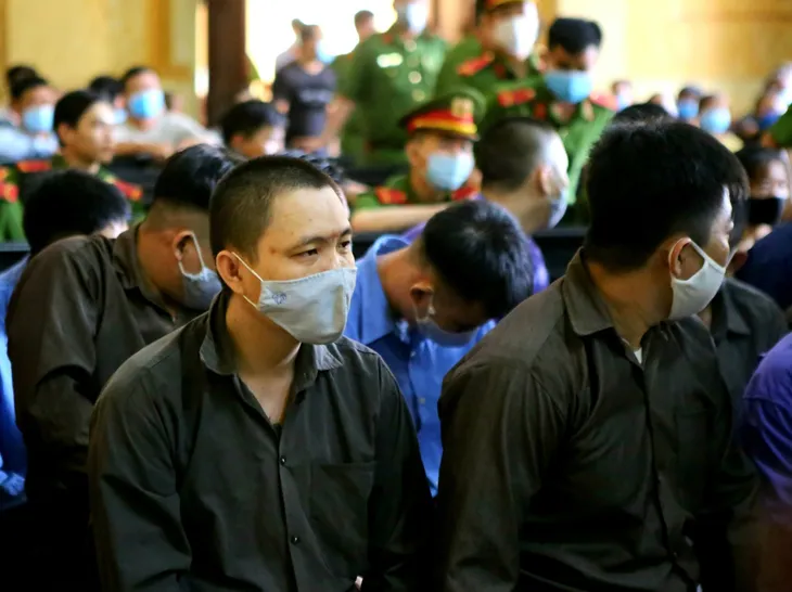 Tý Bà Dòm trợ thủ đắc lực của Tuấn Khỉ lĩnh án 13 năm tù - Ảnh 2. Tý Bà Dòm trợ thủ đắc lực của Tuấn Khỉ lĩnh án 13 năm tù - Ảnh 2.