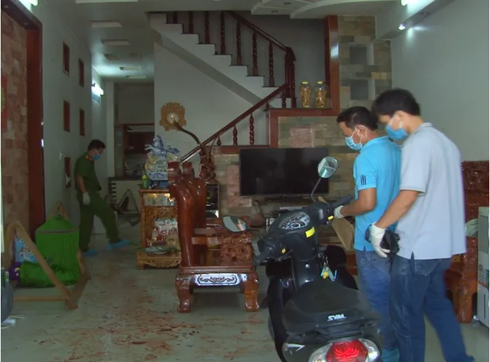 Truy tìm nghi phạm vụ giết người đốt xác - Ảnh 1. Truy tìm nghi phạm vụ giết người đốt xác - Ảnh 1.