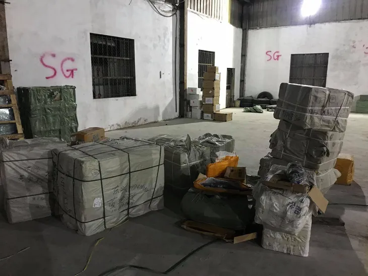 Triệt phá đường dây buôn lậu cực lớn ở cửa khẩu Bắc Phong Sinh, Quảng Ninh - Ảnh 3. Triệt phá đường dây buôn lậu cực lớn ở cửa khẩu Bắc Phong Sinh, Quảng Ninh - Ảnh 3.