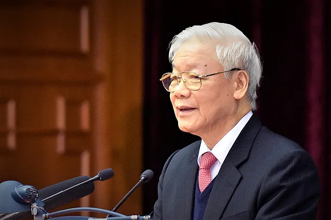 Trung ương biểu quyết nhất trí rất cao nhân sự tham gia Bộ Chính trị, Ban Bí thư khóa mới - Ảnh 1. Trung ương biểu quyết nhất trí rất cao nhân sự tham gia Bộ Chính trị, Ban Bí thư khóa mới - Ảnh 1.