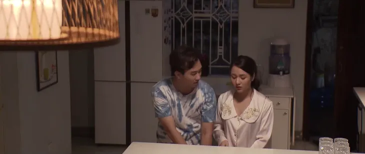Trở về giữa yêu thương - Tập 3: Ông Phương (NSND Hoàng Dũng) hụt hẫng khi bị ép về vườn - Ảnh 10. Trở về giữa yêu thương - Tập 3: Ông Phương (NSND Hoàng Dũng) hụt hẫng khi bị ép về vườn - Ảnh 10.