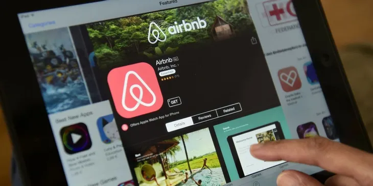 Airbnb đặt mục tiêu định giá 35 tỷ USD khi IPO - Ảnh 1. Airbnb đặt mục tiêu định giá 35 tỷ USD khi IPO - Ảnh 1.