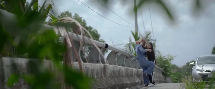 Trói buộc yêu thương - Tập 33: Phương đẩy Hà rơi từ cầu, Vân tỏ tình với Hiếu - Ảnh 5. Trói buộc yêu thương - Tập 33: Phương đẩy Hà rơi từ cầu, Vân tỏ tình với Hiếu - Ảnh 5.