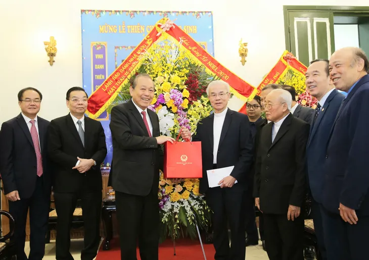 Phó Thủ tướng Trương Hòa Bình chúc Giáng sinh đồng bào Công giáo - Ảnh 1. Phó Thủ tướng Trương Hòa Bình chúc Giáng sinh đồng bào Công giáo - Ảnh 1.