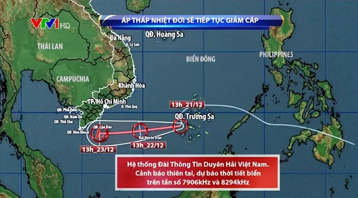 Áp thấp nhiệt đới gây thời tiết xấu ở các vùng biển phía Nam - Ảnh 1. Áp thấp nhiệt đới gây thời tiết xấu ở các vùng biển phía Nam - Ảnh 1.