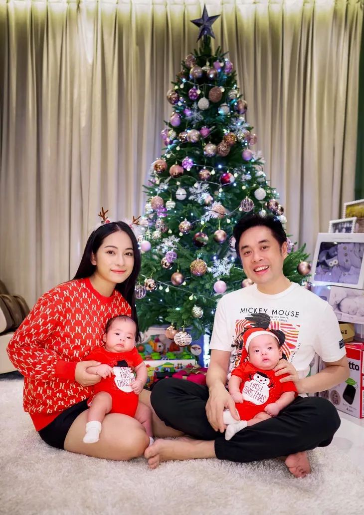 Sao Việt tiệc tùng đón Giáng sinh sớm: Tăng Thanh Hà tươi tắn bên em chồng, Phương Oanh cực cuốn hút - Ảnh 5. Sao Việt tiệc tùng đón Giáng sinh sớm: Tăng Thanh Hà tươi tắn bên em chồng, Phương Oanh cực cuốn hút - Ảnh 5.