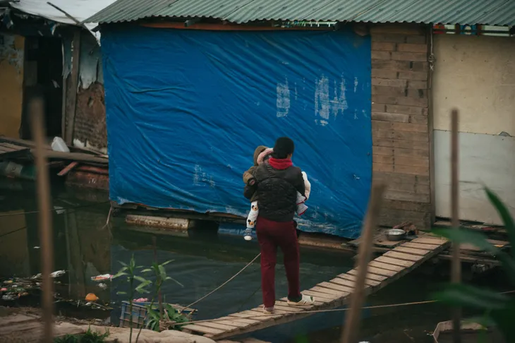 Mùa đông giá buốt nơi xóm ngụ cư ở bãi giữa sông Hồng - Ảnh 11. Mùa đông giá buốt nơi xóm ngụ cư ở bãi giữa sông Hồng - Ảnh 11.