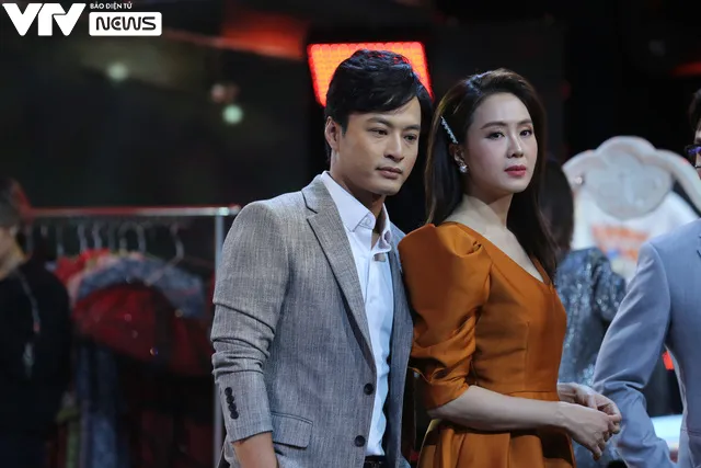 4 cặp đôi hot Vũ trụ điện ảnh VTV hội ngộ trong Chào 2021 - Ảnh 6. 4 cặp đôi hot Vũ trụ điện ảnh VTV hội ngộ trong Chào 2021 - Ảnh 6.