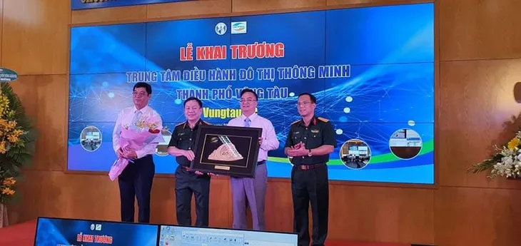 Bà Rịa-Vũng Tàu: Trung tâm điều hành đô thị thông minh chính thức hoạt động - Ảnh 2. Bà Rịa-Vũng Tàu: Trung tâm điều hành đô thị thông minh chính thức hoạt động - Ảnh 2.