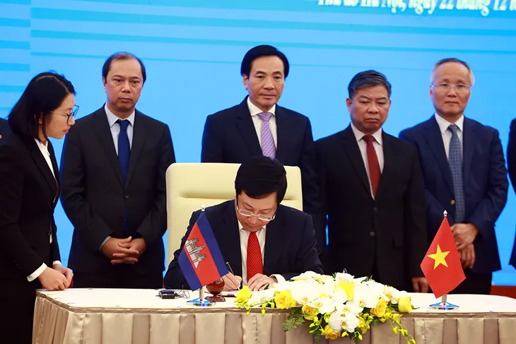 Phê chuẩn 2 văn kiện pháp lý về cắm mốc biên giới đất liền Việt Nam - Campuchia - Ảnh 1. Phê chuẩn 2 văn kiện pháp lý về cắm mốc biên giới đất liền Việt Nam - Campuchia - Ảnh 1.