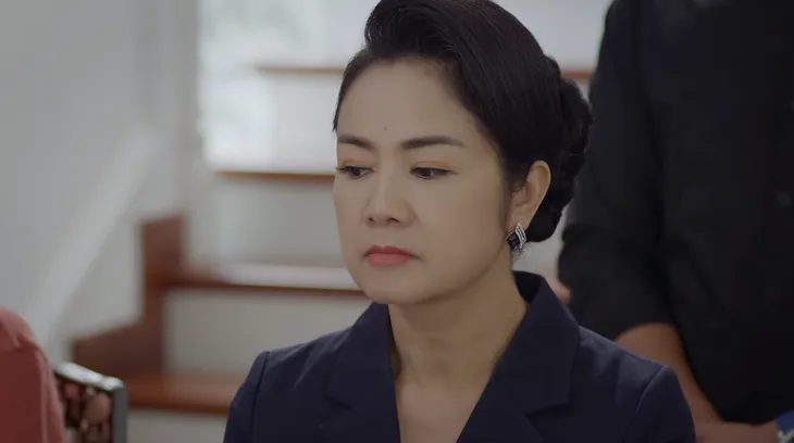 Hướng dương ngược nắng - Tập 5: Kết quả ADN đã có, Trí (Đình Tú) thực sự là con cháu Cao gia? - Ảnh 7. Hướng dương ngược nắng - Tập 5: Kết quả ADN đã có, Trí (Đình Tú) thực sự là con cháu Cao gia? - Ảnh 7.