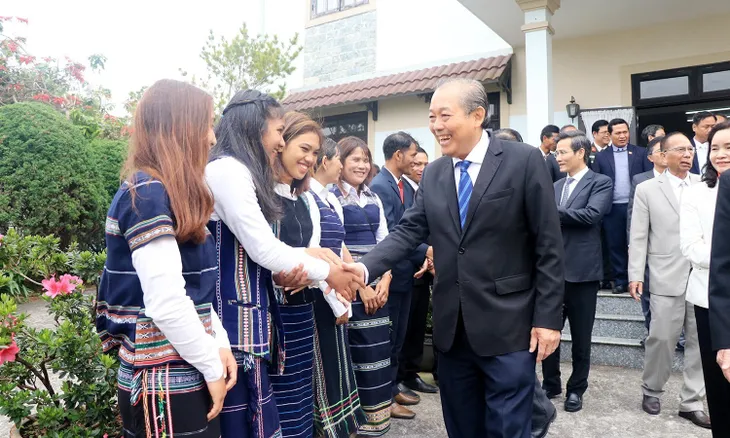 Phó Thủ tướng Trương Hòa Bình chúc mừng Giáng sinh tại Lâm Đồng - Ảnh 2. Phó Thủ tướng Trương Hòa Bình chúc mừng Giáng sinh tại Lâm Đồng - Ảnh 2.