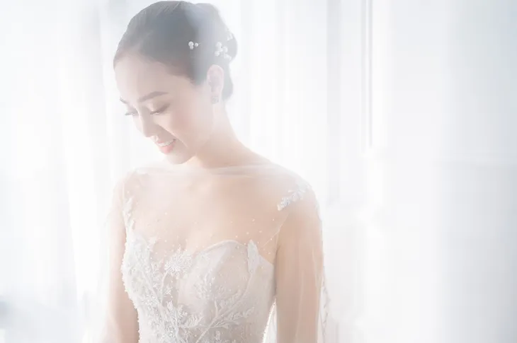 Ảnh cưới hài hước và ngọt ngào của NSND Công Lý - Ảnh 6. Ảnh cưới hài hước và ngọt ngào của NSND Công Lý - Ảnh 6.