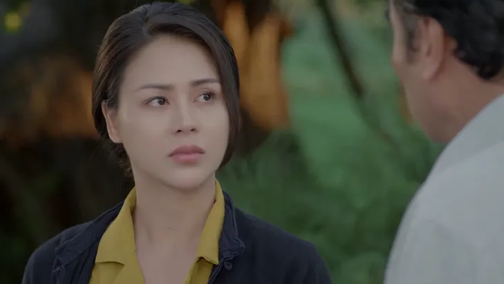 Hướng dương ngược nắng - Tập 6: Minh có nhận ông Đạt là bố đẻ? - Ảnh 2. Hướng dương ngược nắng - Tập 6: Minh có nhận ông Đạt là bố đẻ? - Ảnh 2.