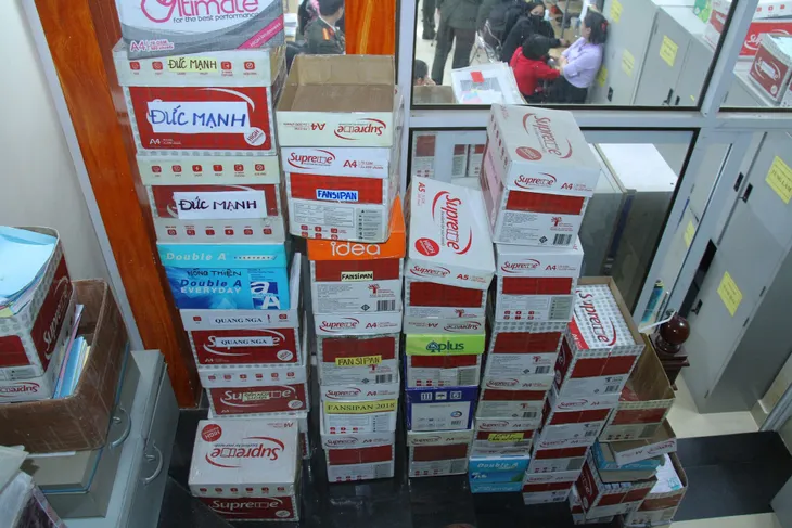 Triệt phá vụ mua bán, sử dụng hóa đơn giá trị gia tăng nghìn tỉ đồng - Ảnh 4. Triệt phá vụ mua bán, sử dụng hóa đơn giá trị gia tăng nghìn tỉ đồng - Ảnh 4.