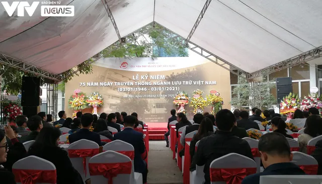 Kỷ niệm 75 năm Ngày truyền thống ngành lưu trữ Việt Nam - Ảnh 4. Kỷ niệm 75 năm Ngày truyền thống ngành lưu trữ Việt Nam - Ảnh 4.