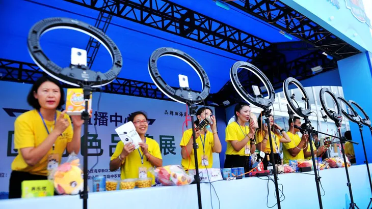 Nhìn lại năm 2020 - Năm ĐẠI DỊCH - Ảnh 4. Nhìn lại năm 2020 - Năm ĐẠI DỊCH - Ảnh 4.
