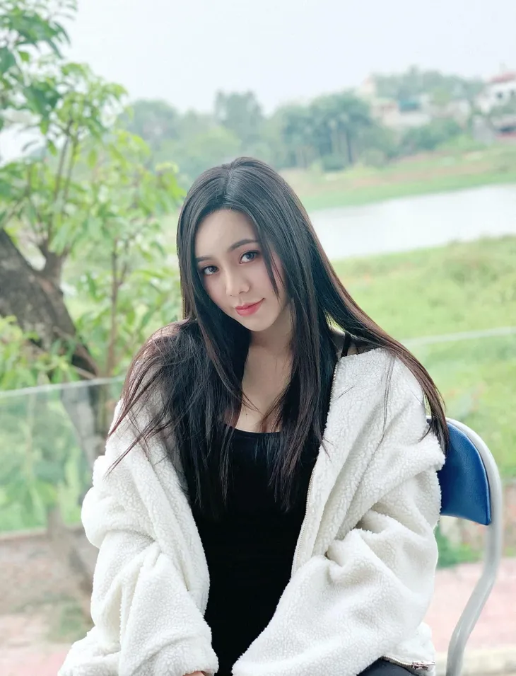 Quỳnh Kool phân trần không đanh đá như Minh Ngọc trong Hướng dương ngược nắng - Ảnh 3. Quỳnh Kool phân trần không đanh đá như Minh Ngọc trong Hướng dương ngược nắng - Ảnh 3.