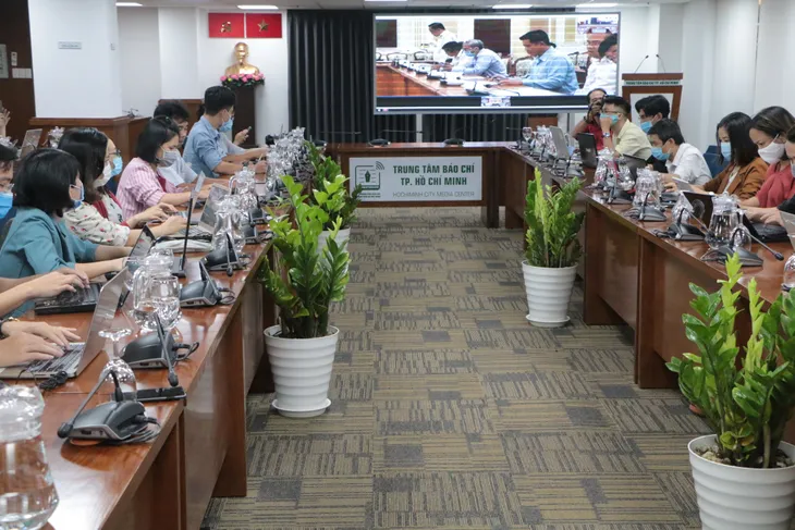TP Hồ Chí Minh truy tìm thêm 1 trường hợp tiếp xúc gần với bệnh nhân 1440 - Ảnh 1. TP Hồ Chí Minh truy tìm thêm 1 trường hợp tiếp xúc gần với bệnh nhân 1440 - Ảnh 1.