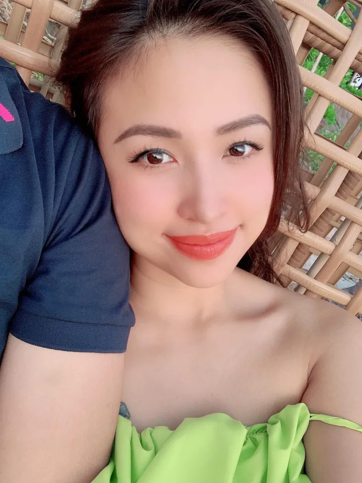 MC Thanh Vân Hugo chia sẻ ảnh bạn trai lần đầu lộ mặt - Ảnh 7. MC Thanh Vân Hugo chia sẻ ảnh bạn trai lần đầu lộ mặt - Ảnh 7.