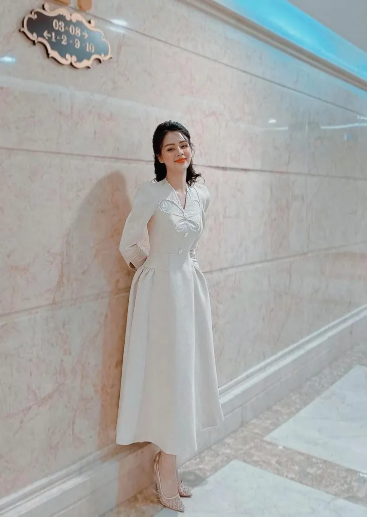 Ngắm gu thời trang bánh bèo ngoài đời của nữ chính Hướng dương ngược nắng - Ảnh 7. Ngắm gu thời trang bánh bèo ngoài đời của nữ chính Hướng dương ngược nắng - Ảnh 7.