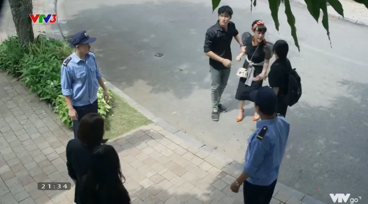 Hướng dương ngược nắng - Tập 8: Chỉ với một chiêu, ông Phan khiến bà Cúc phải đón Minh - Trí về thành phố - Ảnh 1. Hướng dương ngược nắng - Tập 8: Chỉ với một chiêu, ông Phan khiến bà Cúc phải đón Minh - Trí về thành phố - Ảnh 1.