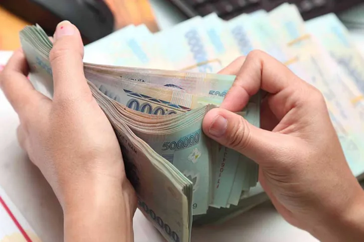 Doanh nghiệp nợ xấu có thể vay lãi suất 0% để trả lương - Ảnh 1. Doanh nghiệp nợ xấu có thể vay lãi suất 0% để trả lương - Ảnh 1.