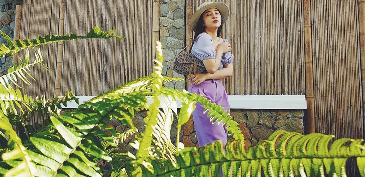 Ngắm phong cách thời trang thường ngày của ca sĩ Bảo Trâm - Ảnh 6. Ngắm phong cách thời trang thường ngày của ca sĩ Bảo Trâm - Ảnh 6.