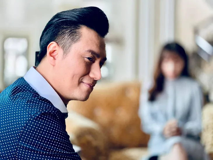 Diễn viên Việt ngày cuối năm: Quỳnh Kool tình tứ ôm Hà Việt Dũng, Vân Dung khoe thời trang đèn giao thông - Ảnh 2. Diễn viên Việt ngày cuối năm: Quỳnh Kool tình tứ ôm Hà Việt Dũng, Vân Dung khoe thời trang đèn giao thông - Ảnh 2.