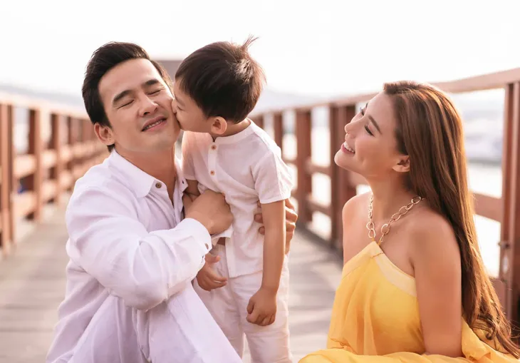 Sao Việt nhìn lại năm 2020, chào đón năm mới - Ảnh 1. Sao Việt nhìn lại năm 2020, chào đón năm mới - Ảnh 1.