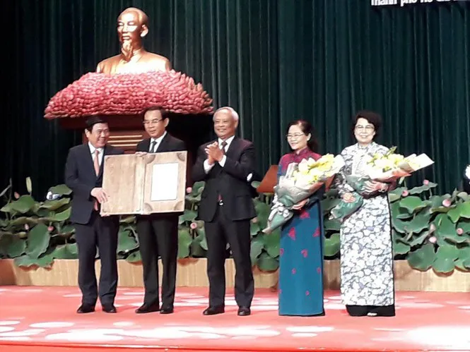 TP Hồ Chí Minh công bố Nghị quyết về thành lập thành phố Thủ Đức - Ảnh 1. TP Hồ Chí Minh công bố Nghị quyết về thành lập thành phố Thủ Đức - Ảnh 1.