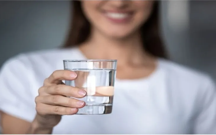 9 mẹo giúp giảm khô mắt cho dân văn phòng - Ảnh 9. 9 mẹo giúp giảm khô mắt cho dân văn phòng - Ảnh 9.