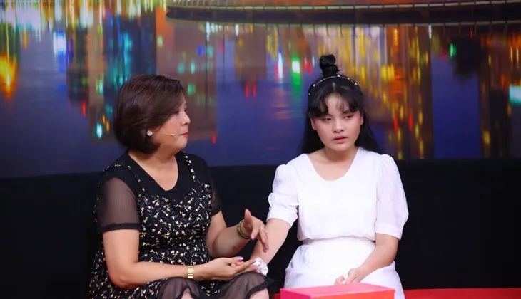Cô bé 13 tuổi thổ lộ cô đơn và trầm cảm ngay trong chính ngôi nhà vì ba mẹ quá bận kiếm tiền - Ảnh 1. Cô bé 13 tuổi thổ lộ cô đơn và trầm cảm ngay trong chính ngôi nhà vì ba mẹ quá bận kiếm tiền - Ảnh 1.