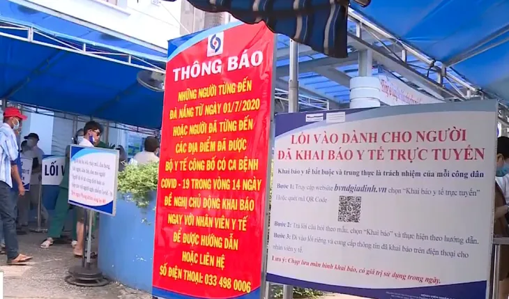 Nhiều biện pháp ngăn dịch COVID-19 xâm nhập bệnh viện tại TP.HCM - Ảnh 2. Nhiều biện pháp ngăn dịch COVID-19 xâm nhập bệnh viện tại TP.HCM - Ảnh 2.