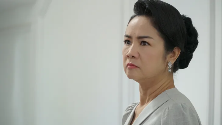 Hướng dương ngược nắng: Sự bùng nổ trong khung giờ vàng phim Việt vào cuối năm 2020 - Ảnh 4. Hướng dương ngược nắng: Sự bùng nổ trong khung giờ vàng phim Việt vào cuối năm 2020 - Ảnh 4.