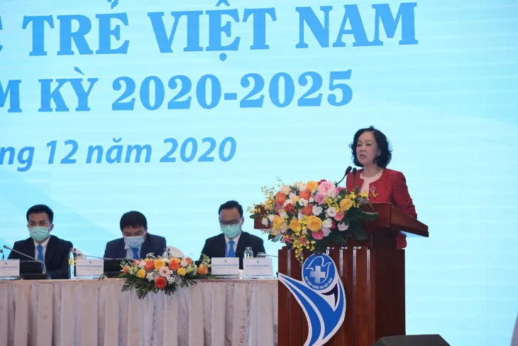 Thầy thuốc trẻ cần xem niềm tin của bệnh nhân, của xã hội là mục tiêu phấn đấu - Ảnh 1. Thầy thuốc trẻ cần xem niềm tin của bệnh nhân, của xã hội là mục tiêu phấn đấu - Ảnh 1.
