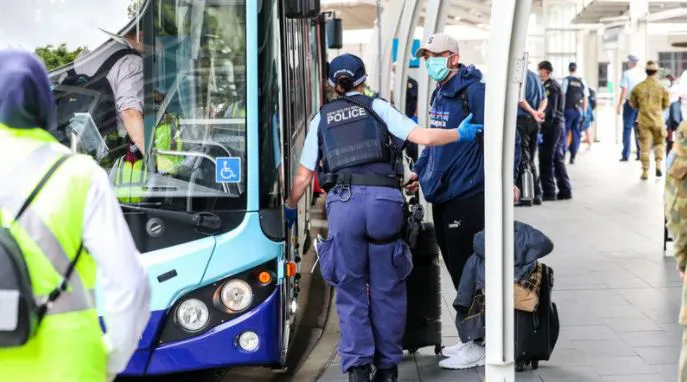 Australia để lọt 2 du khách nước ngoài nhập cảnh nhưng không cách ly - Ảnh 1. Australia để lọt 2 du khách nước ngoài nhập cảnh nhưng không cách ly - Ảnh 1.
